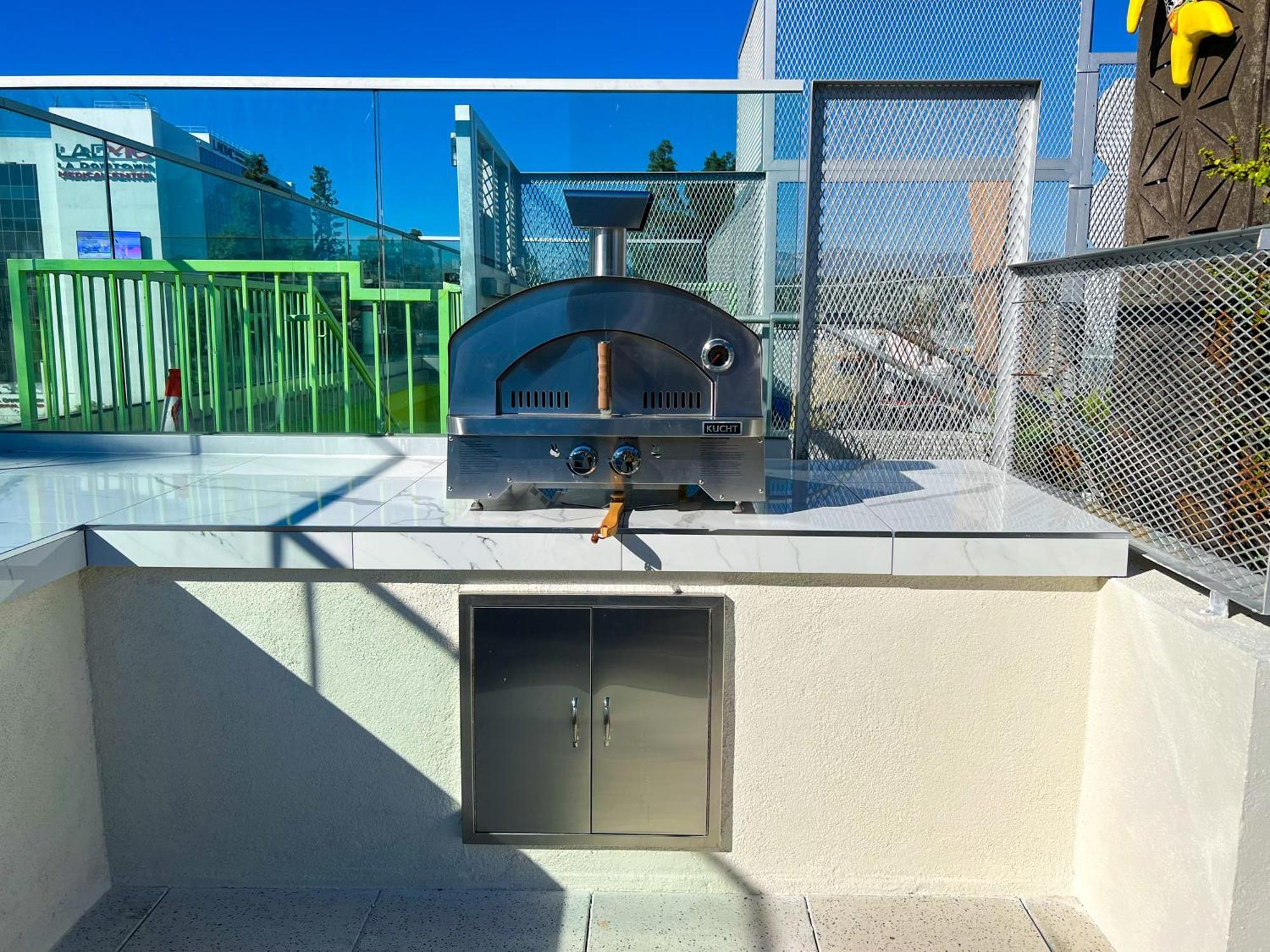 Downtown Los Angeles Skyline Balcony View Modern Penthouse Exterior photo